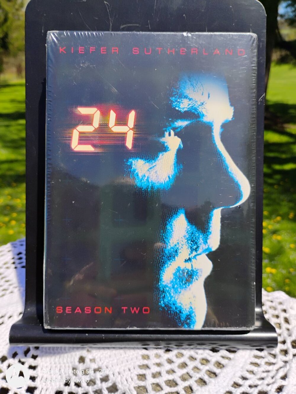 TV Show 24 with Kiefer Sutherland DVD format ENTIRE Season 2 new and sealed 2007